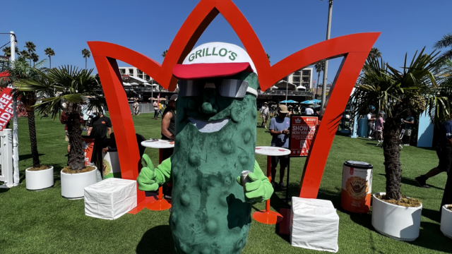 Grillo's and King's Hawaiian experiential-event-CPG-sampling