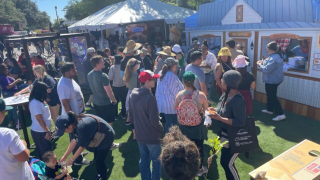 Hometown Food Company - State Fair of Texas Crowd Hometown-foods